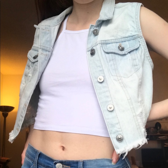 DENIM VEST - Picture 2 of 3